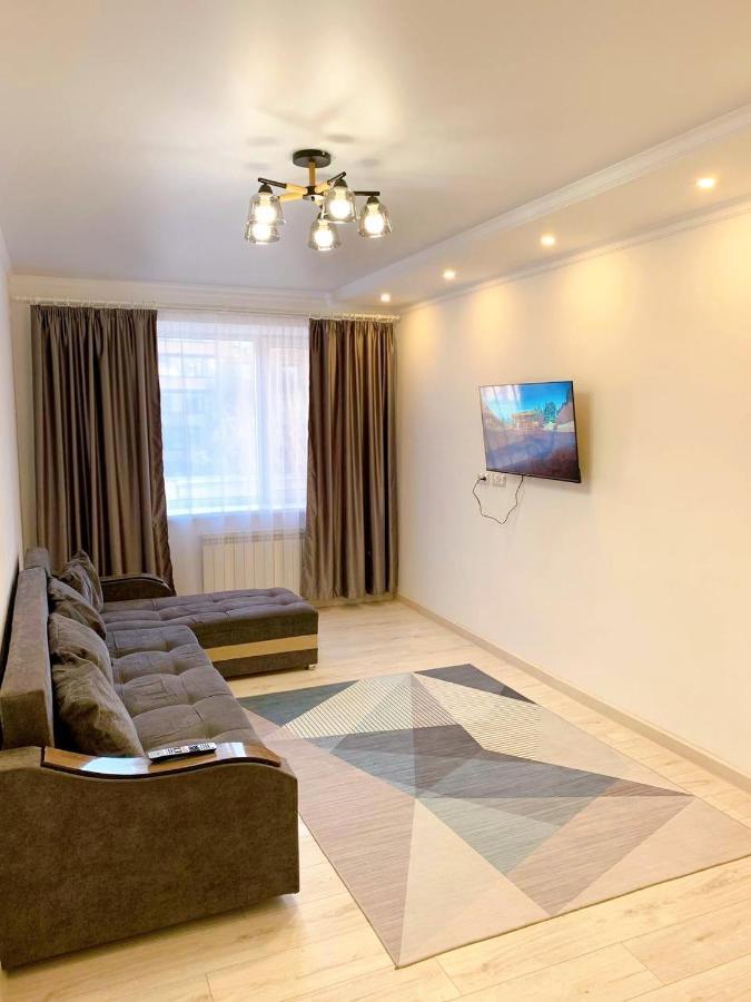 Sunny Home Uralsk Dış mekan fotoğraf